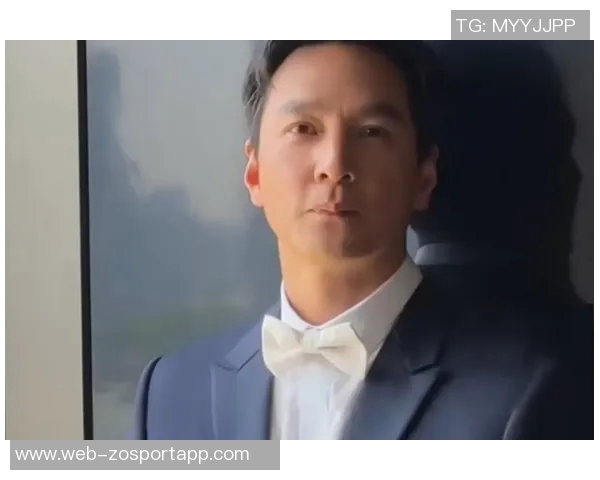 米兰官博晒照欢迎特别嘉宾吴彦祖引发吧友热议 米兰官博晒照欢迎特别嘉宾吴彦祖引发吧友热议