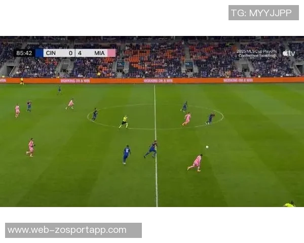 失去绝佳机会戴维精准直塞助攻孔塞桑单刀射门被门将神勇扑出